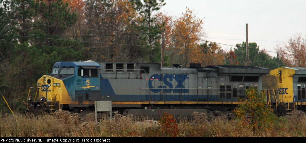 CSX 5 sits in the yard